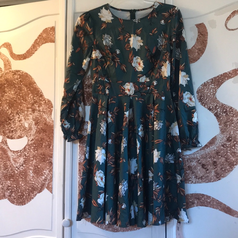 Fit and flare vintage style dress